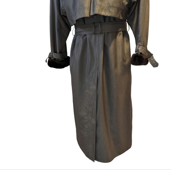 Vintage Bartsons tan trench coat - Picture 9 of 16